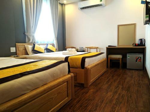 Ho�ng Gia Hotel C�n ??o