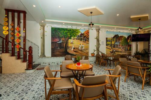 Hotel Kh�ch S?n V?n Xu�n 79