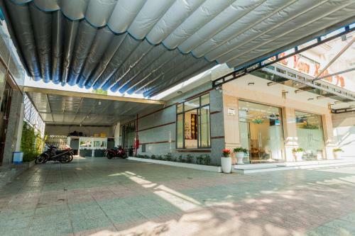 Hotel Kh�ch S?n V?n Xu�n 79