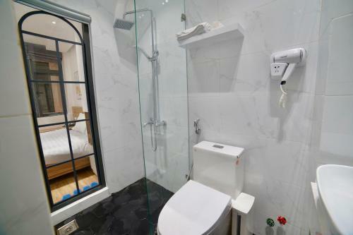 L'amie Hotel & Studio