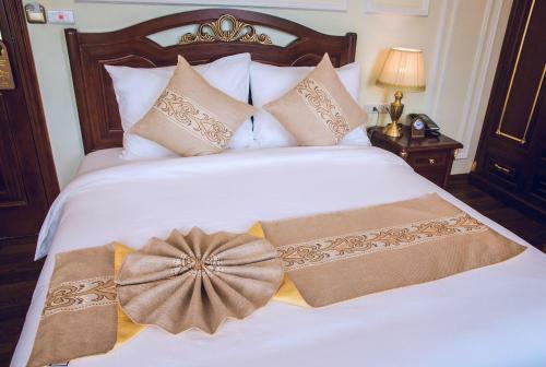 Th�i H� Luxury Hotel