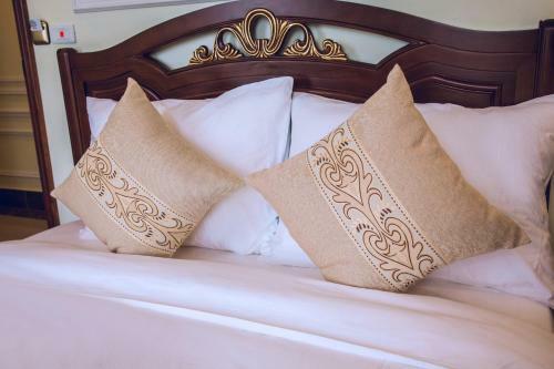 Th�i H� Luxury Hotel