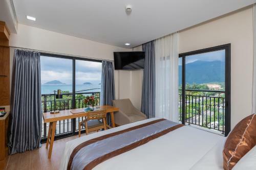 Marina Bay Con Dao Hotel