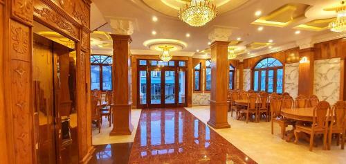 Dinh Loan Hotel