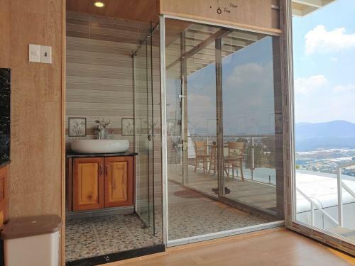 Lavie Villa