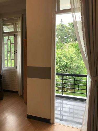 Hotel H� Linh