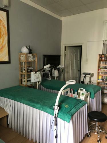 Hotel H� Linh