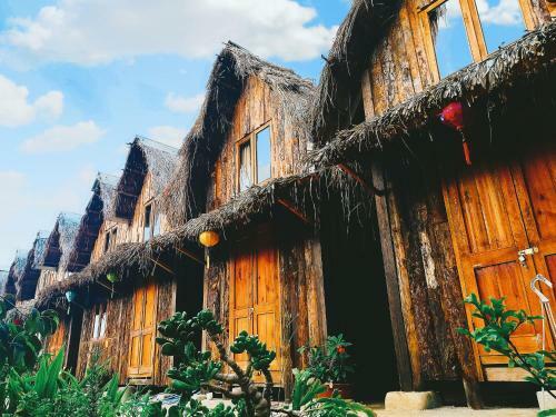 Lodge Chang's Village