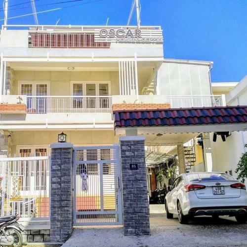 Hostal Oscar House