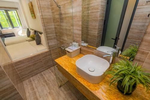 Khanh Uyen 3 Hotel