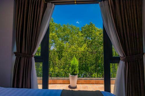 Khanh Uyen 3 Hotel