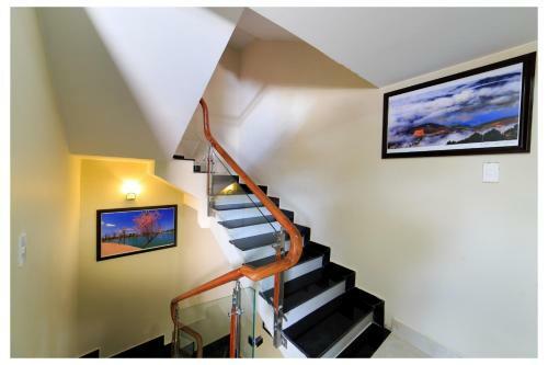Hotel Kh�ch S?n Li�n S?n - ?� L?t
