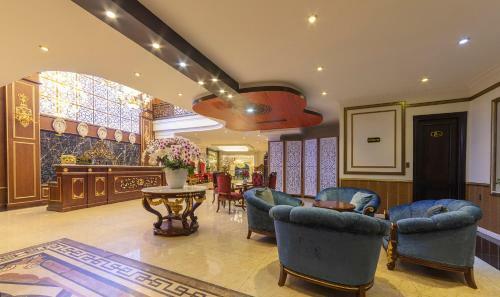 Queen T&t Dalat Hotel