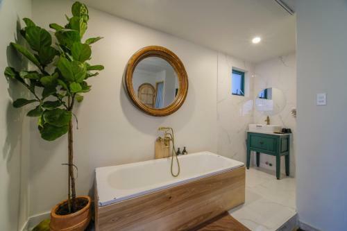 Hotel Lacasa May