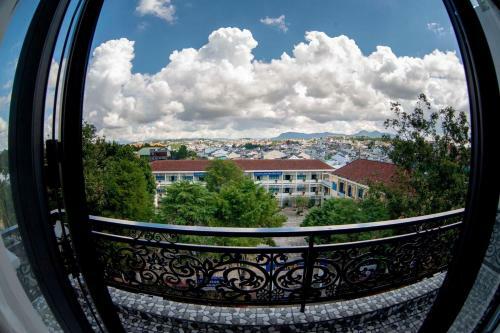 Phong Nguyet Hotel
