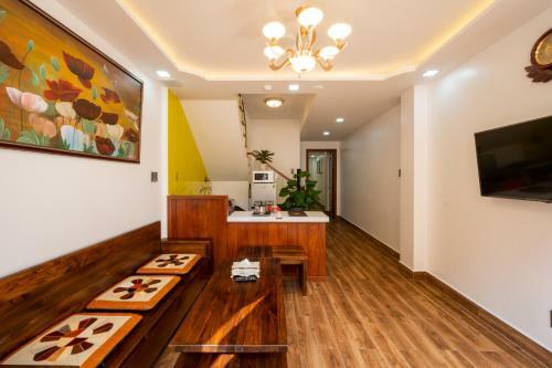 La Fleur Premium Central Apartment
