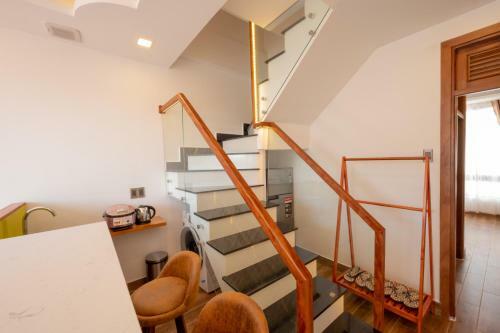 La Fleur Premium Central Apartment