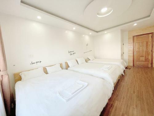 Hotel Kh�ch S?n Ng?c Huy?n