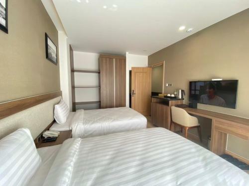 Q Luxury Hotel