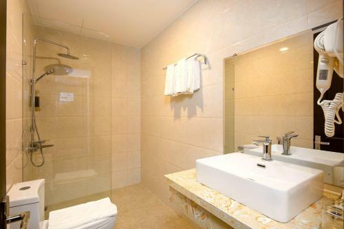 Roliva Hotel & Apartment Danang