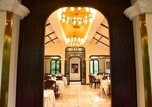 Emblemsea Furama Da Nang Beach Villa