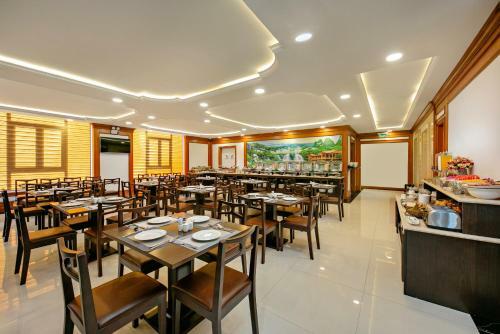 Santa Luxury Hotel