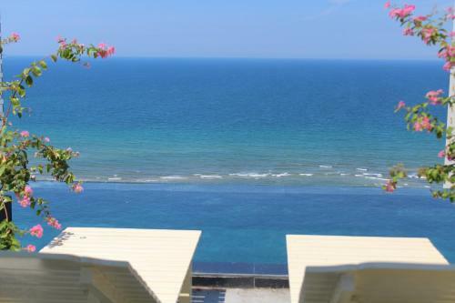 Santa Luxury Hotel