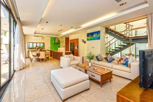 Danatrip Ocean View Villas Resort