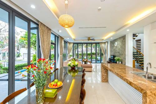 Danatrip Ocean View Villas Resort