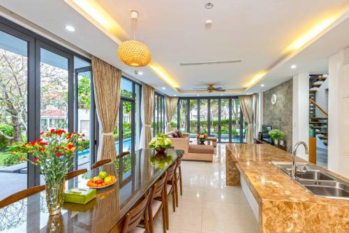 Danatrip Ocean View Villas Resort