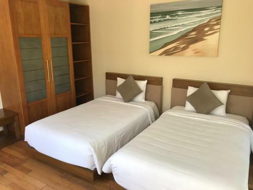 Villas 3 Bedrooms At Da Nang Beach