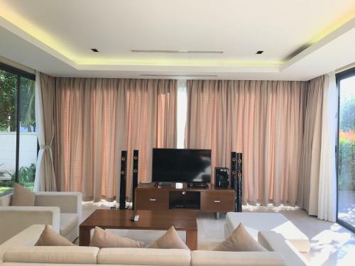 Villas 3 Bedrooms At Da Nang Beach