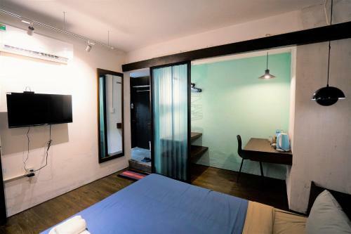 The Garden Hotel & Apartment