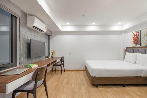 Ch Hotel & Apartment