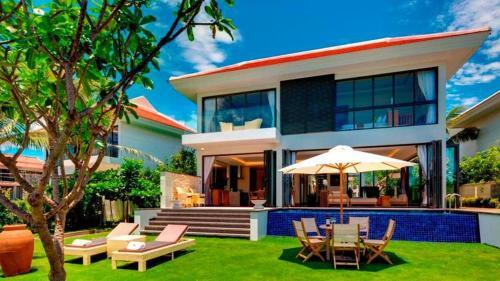 The Ocean Villa Da Nang