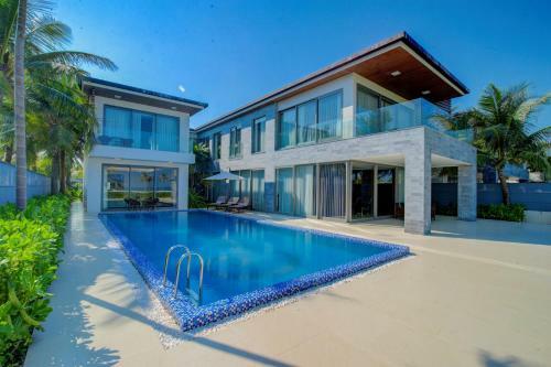 Wonderful Coastal Villa