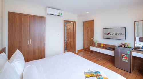 Rest Hotel & Apartment