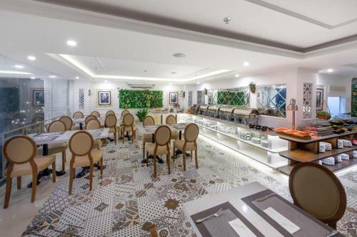 Bella Merry Hotel And Apartment