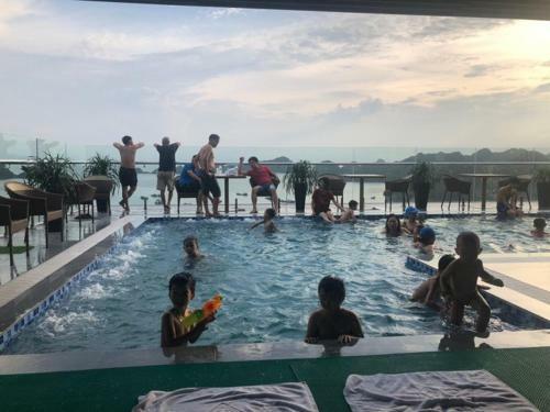 Cat Ba Paradise Hotel