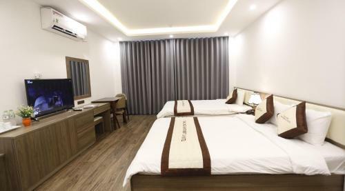 V Apartment & Hotel