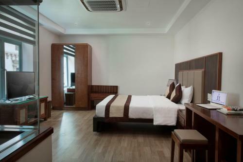 Intro Central Hotel