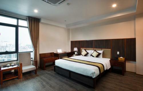 Intro Central Hotel