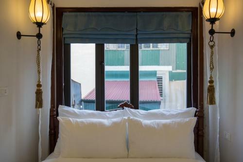 Ancient Lane Hotel
