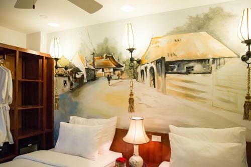 Ancient Lane Hotel