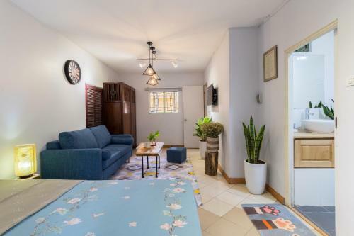 Hanoi Hola House