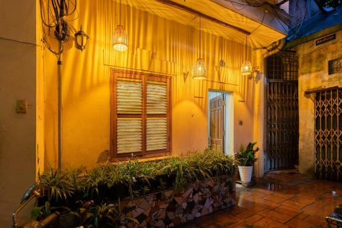 Hanoi Hola House