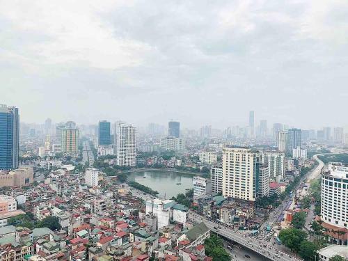 Bayhomes Metropolis Serviced Apartment