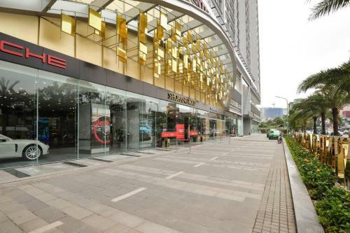 Bayhomes Metropolis Serviced Apartment
