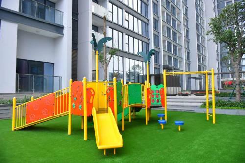 Bayhomes Metropolis Serviced Apartment