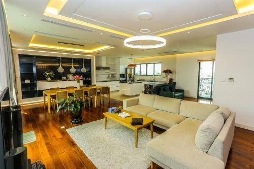 Hnc Premier Hotel & Residences